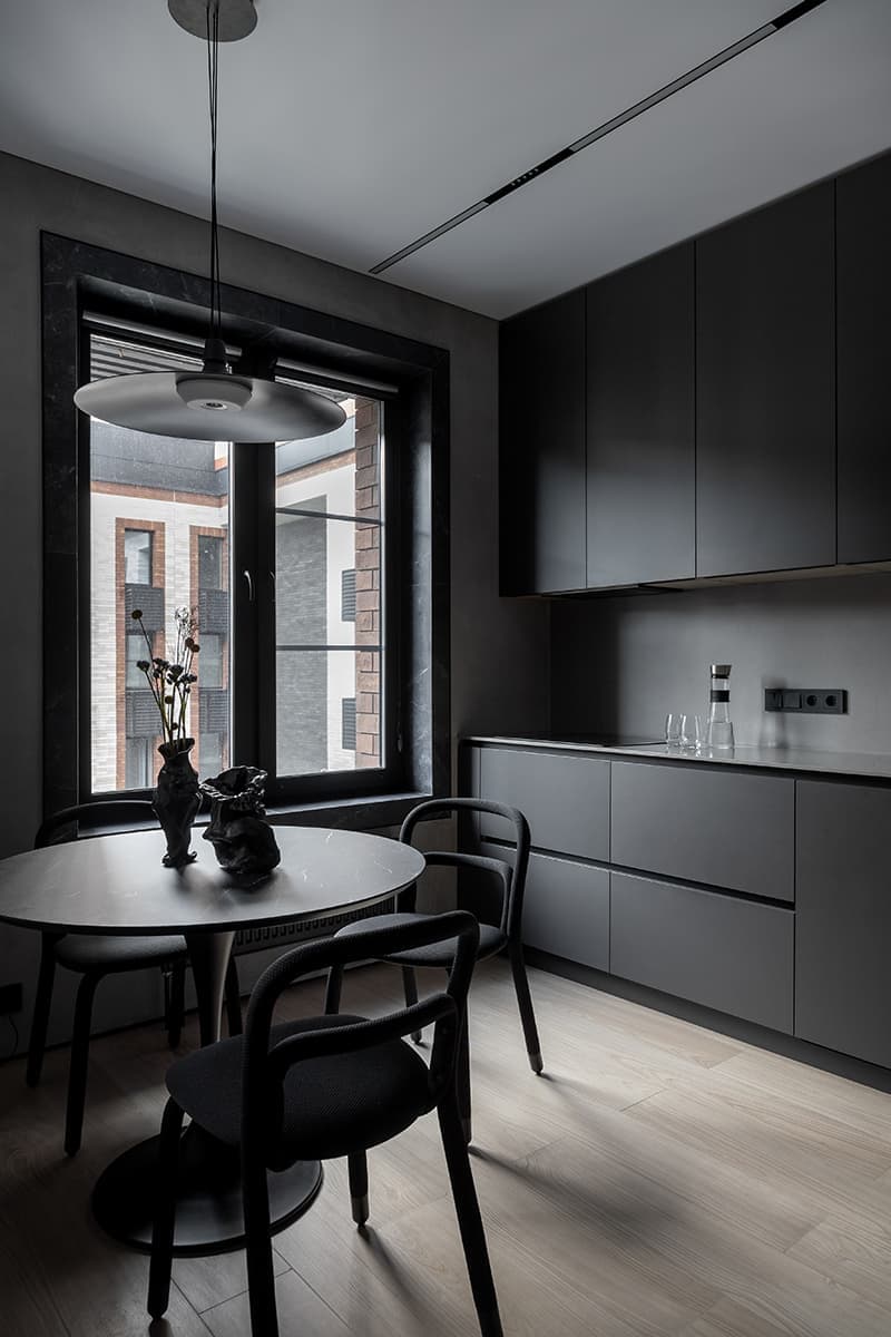 Графичный интерьер квартиры для молодого бизнесмена — проект Николая Дембовского