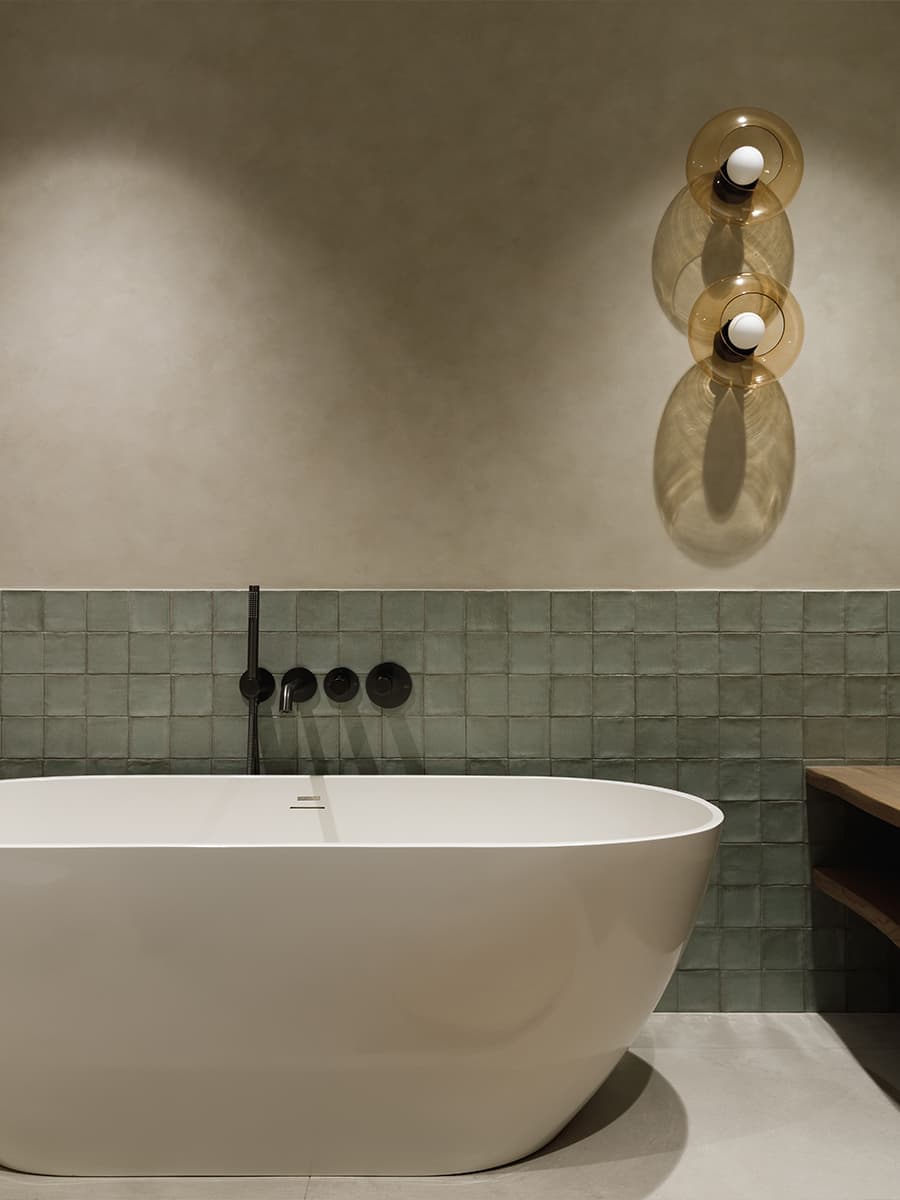 Теплые сдержанные оттенки в интерьере квартиры для дружной семьи — проект Starikova.Architects