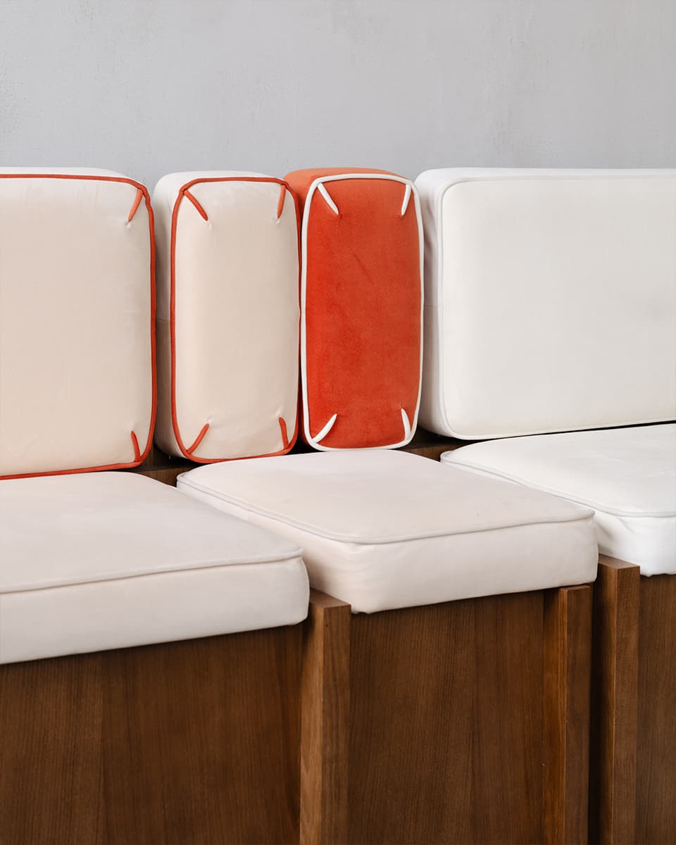 Небанальная трактовка «русского стиля» в интерьере кафе «Просвет» — проект KIDZ