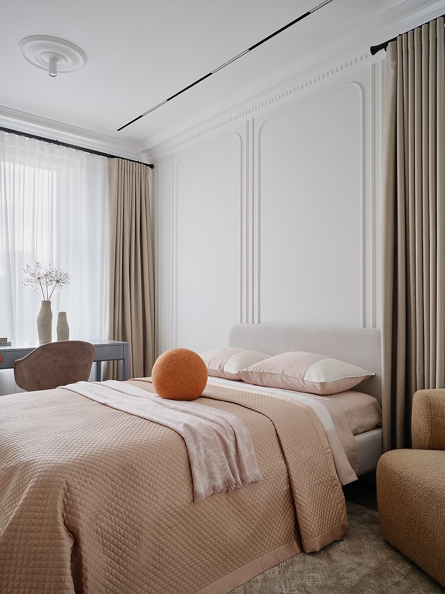 Шоколадные и персиковые тона в интерьере семейной квартиры — проект Дженнет Койтемировой