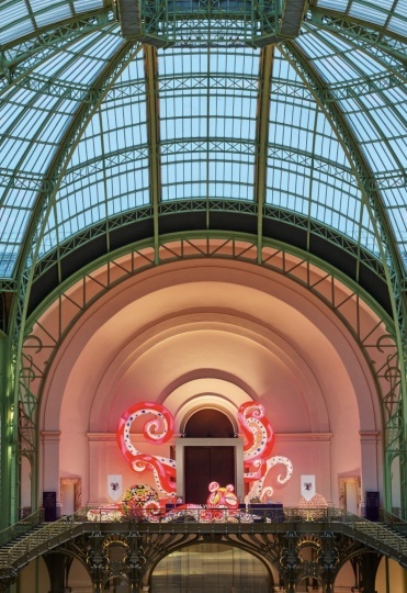 В Гран-пале появилась инсталляция Такаси Мураками и Louis Vuitton