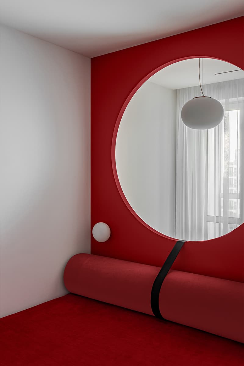 Color-blocking и игра геометрических фигур в ярком интерьере — проект Михаила Курносова