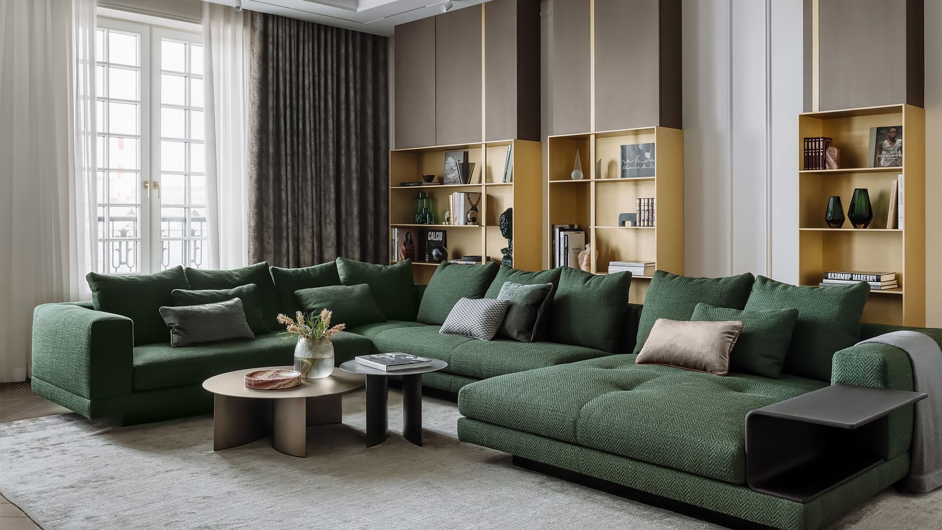 Карамельные тона в респектабельном интерьере семейной квартиры — проект студии Nashe Interiors Карамельные тона в респектабельном интерьере семейной квартиры — проект студии Nashe Interiors