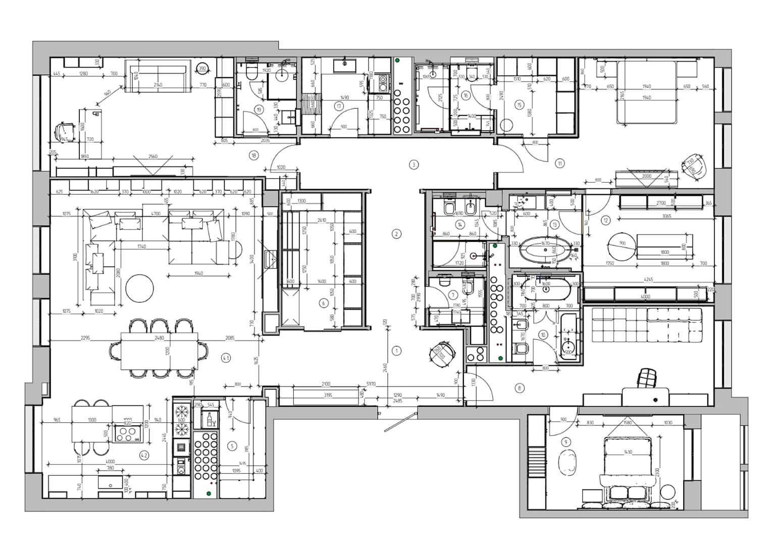 Карамельные тона в респектабельном интерьере семейной квартиры — проект студии Nashe Interiors