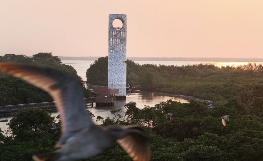 В заповеднике на Хайнане построили цилиндрическую смотровую башню