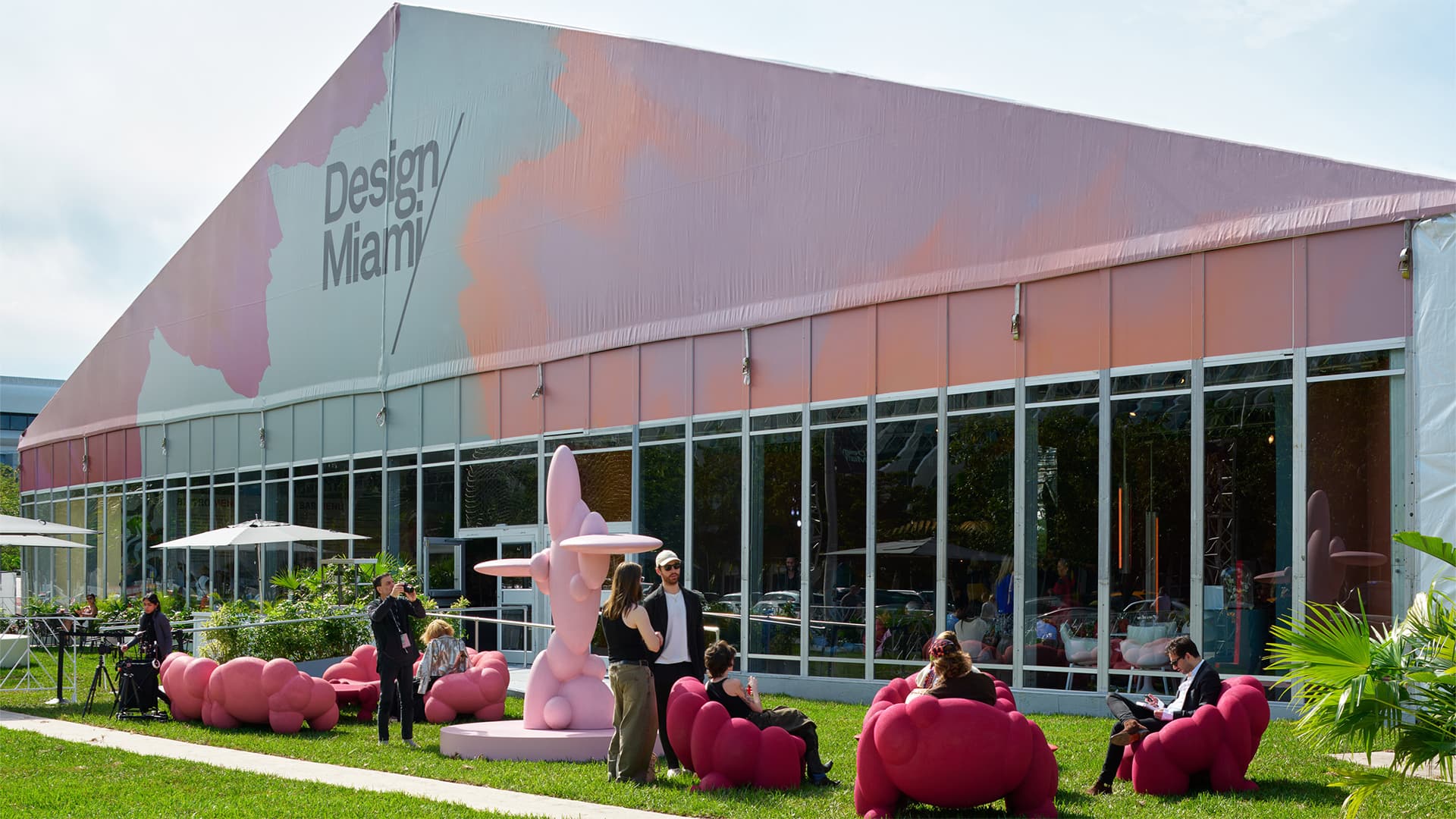 Момент рефлексии: чего ждать от ярмарки Design Miami 2025