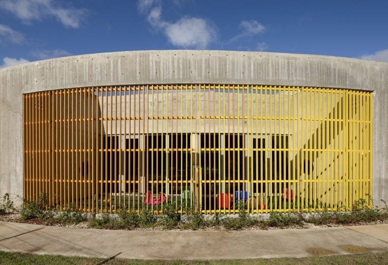 Toro Arquitectos построили детский сад в форме кольца ​в Пуэрто-Рико