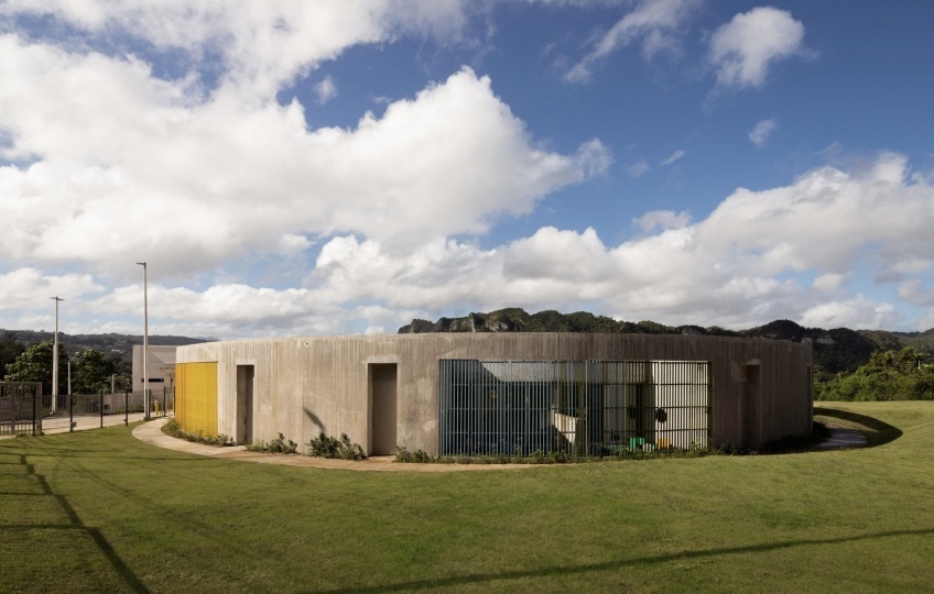 Toro Arquitectos построили детский сад в форме кольца ​в Пуэрто-Рико