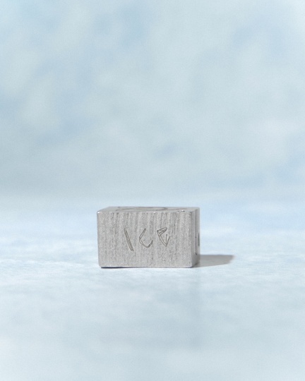 Студия A+V и художница Катя Любавская выпустили «Зимнюю коллекцию»