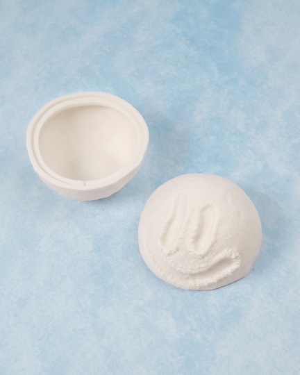 Студия A+V и художница Катя Любавская выпустили «Зимнюю коллекцию»