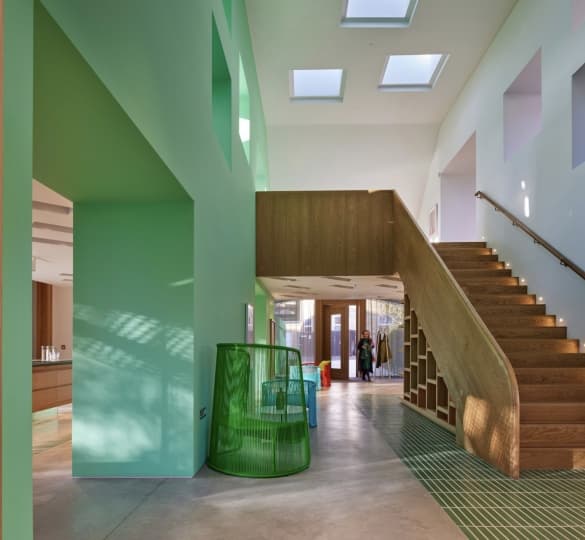 Stephen Marshall Architects спроектировали центр для онкобольных в Англии