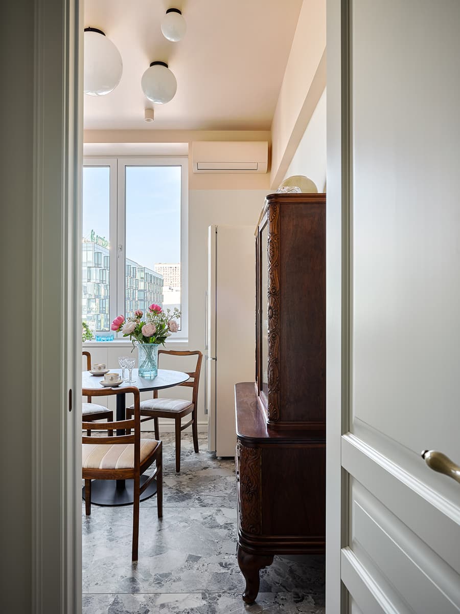 Связь поколений в интерьере уютной квартиры в старом фонде — проект Ольги Цуриковой