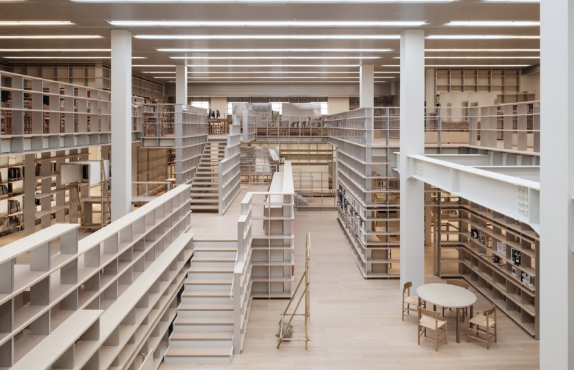 В Шанхае появилась библиотека Chanel