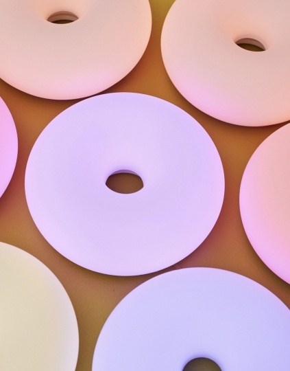 IKEA представила новую версию лампы Varmblixt по дизайну Сабин Марселис