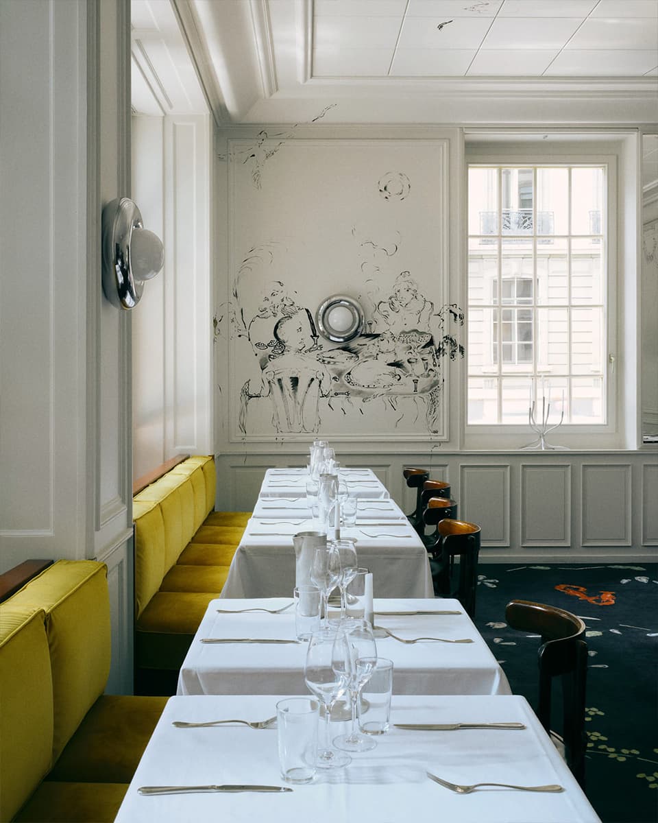Торжественный интерьер исторического ресторана в Женеве — проект YKRA Architects