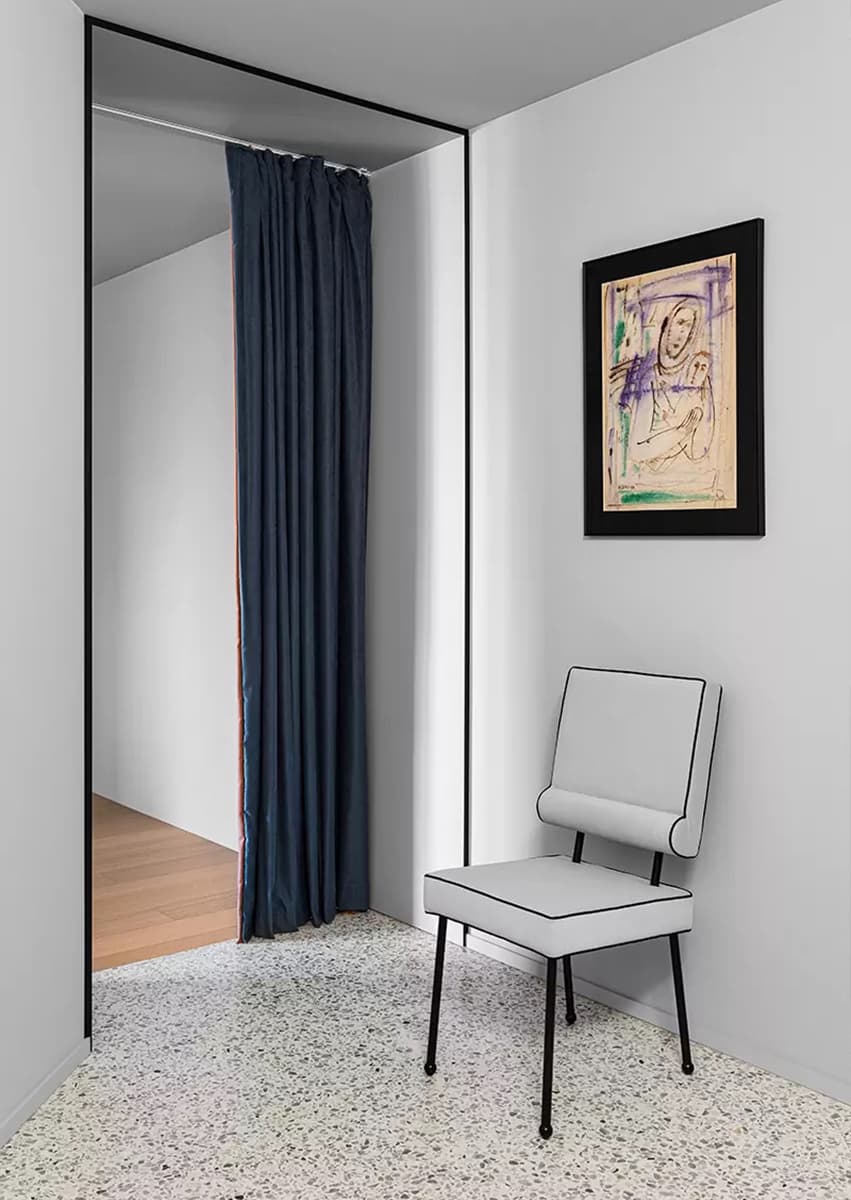 Интерьеры квартир с эффектной плиткой терраццо