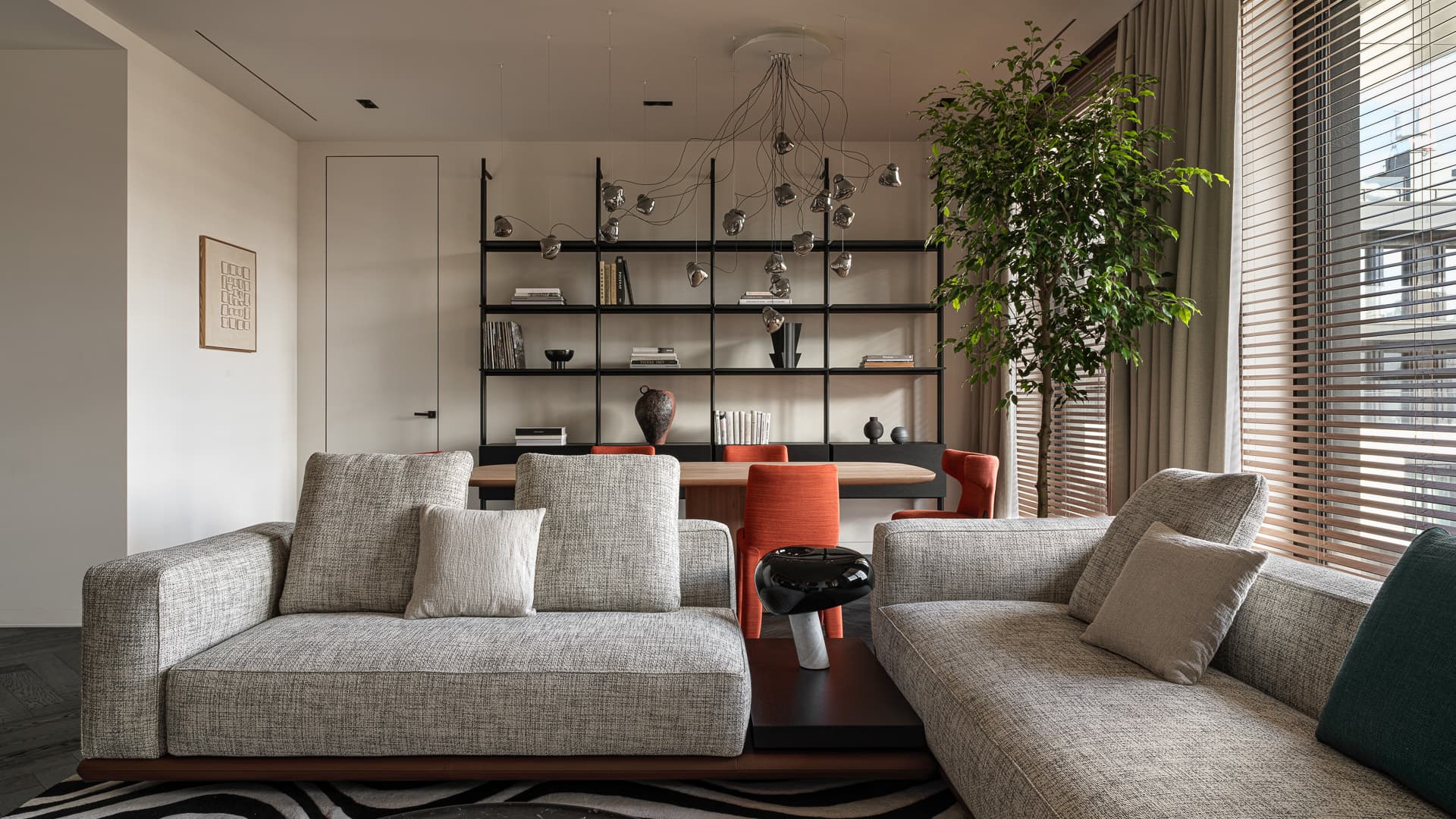 Интерьер большой квартиры для творческой девушки — проект ART-UGOL