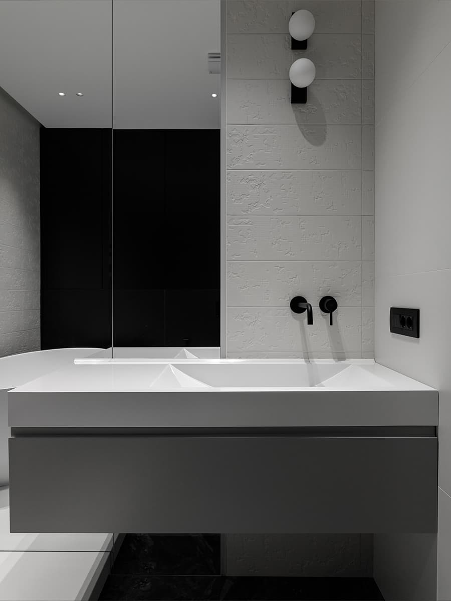 Радиусные объемы и итальянские светильники в интерьере челябинской квартиры — проект Starikova Architects