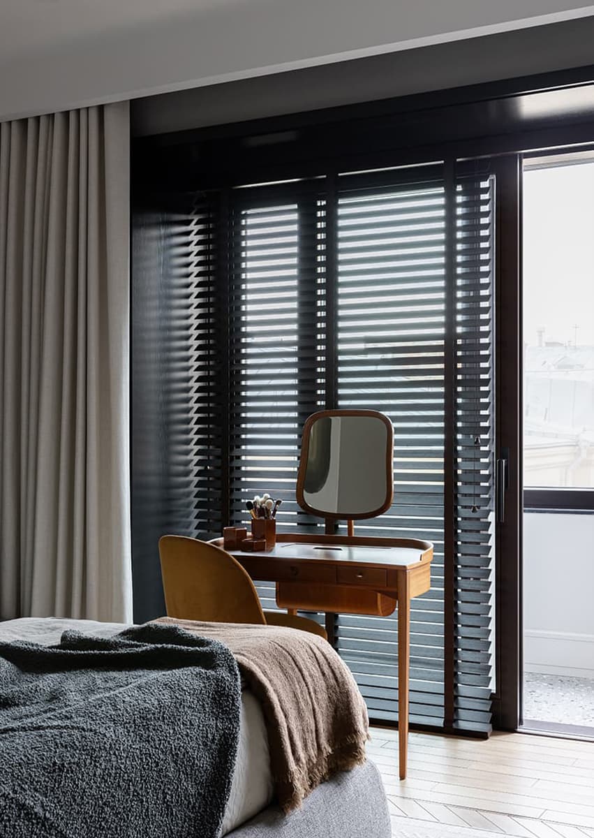 Интерьеры с винтажной мебелью и светом