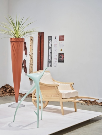 В парижской галерее Ketabi Bourdet показывают объекты Филиппа Старка