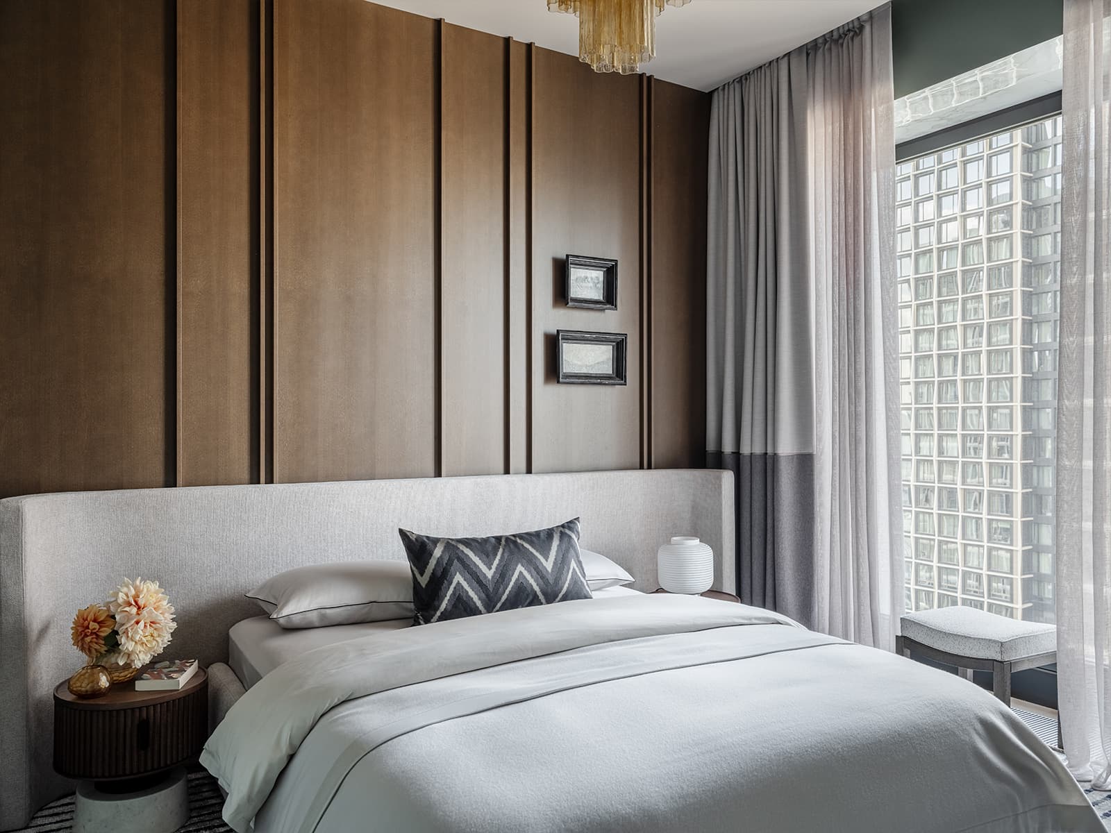 Драматичный интерьер квартиры для уединения — проект Марины Мирасовой