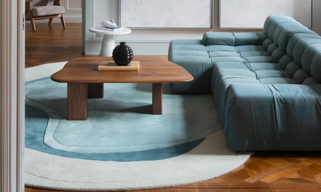 Шведский бренд LAYERED представил серию ковров по дизайну Эрика Братсберга Шведский бренд LAYERED представил серию ковров по дизайну Эрика Братсберга