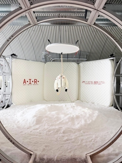 Дизайнеры Nike разработали надувную куртку