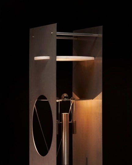 Дизайнер Хорди Лопес Агило создал кинетическую лампу