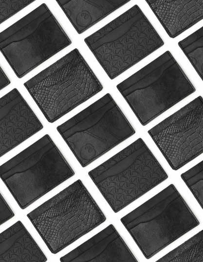 Лондонский стартап разработал альтернативную кожу из пивных остатков