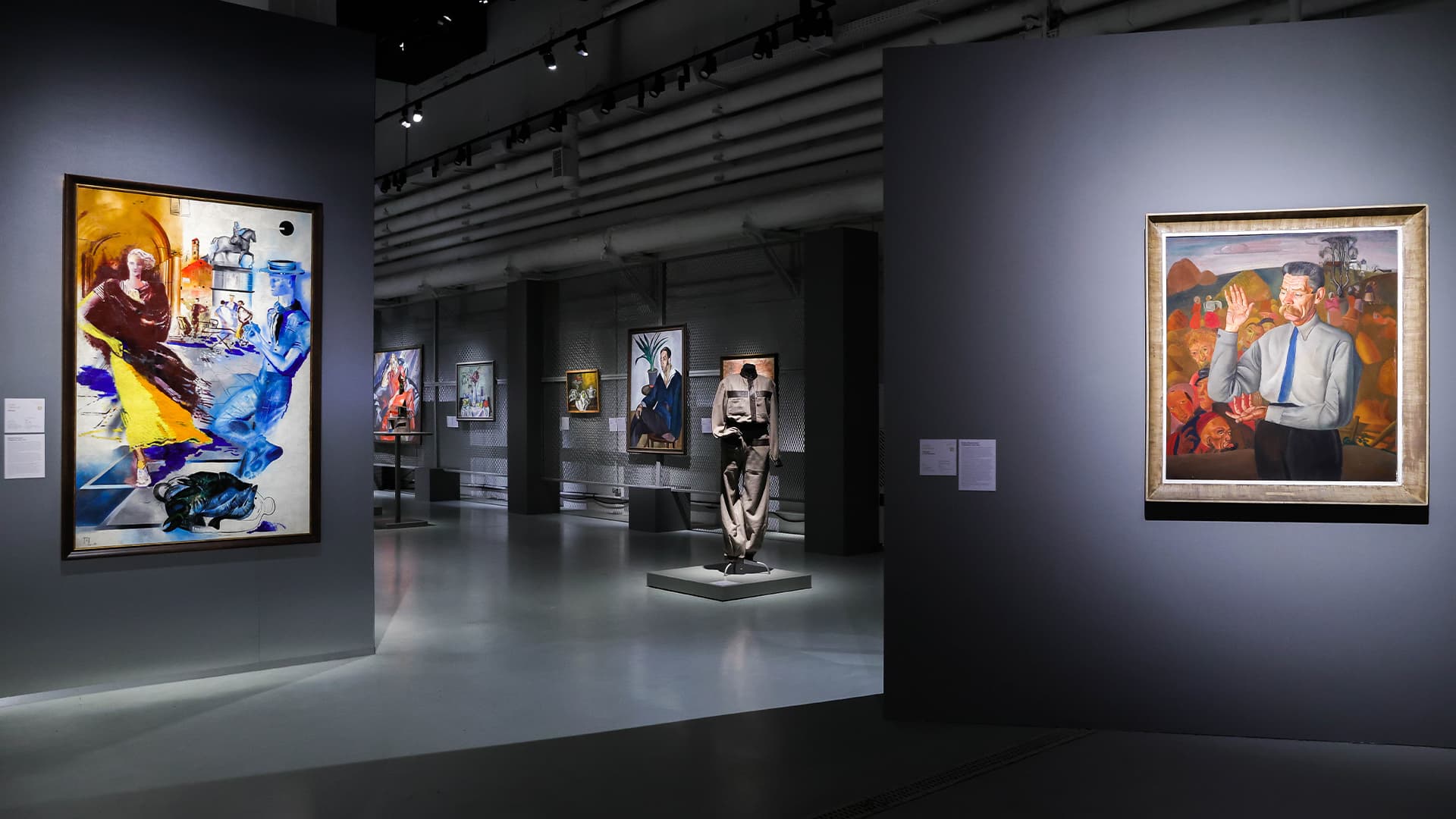 Два века искусства: что смотреть на экспозиции «200 лет. Юбилейная выставка университета им. С.Г. Строганова»