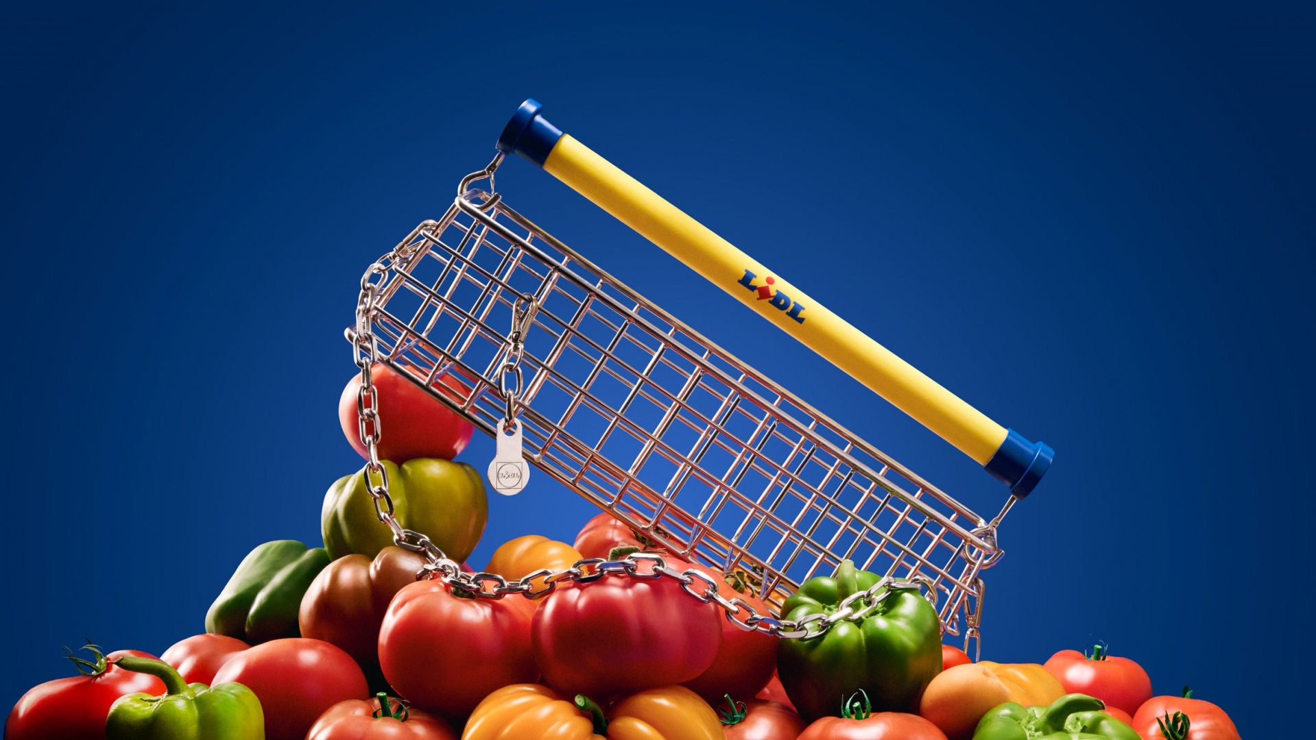 Ник Бентель показал «сумку» для продуктовой тележки Ник Бентель показал «сумку» для продуктовой тележки