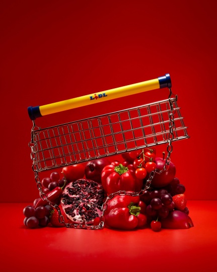 Ник Бентель показал «сумку» для продуктовой тележки