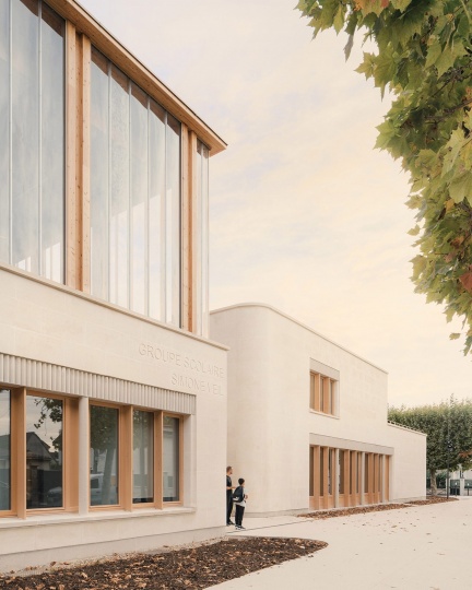 Бюро Le Penhuel & Associés построило школу во Франции из биоматериалов