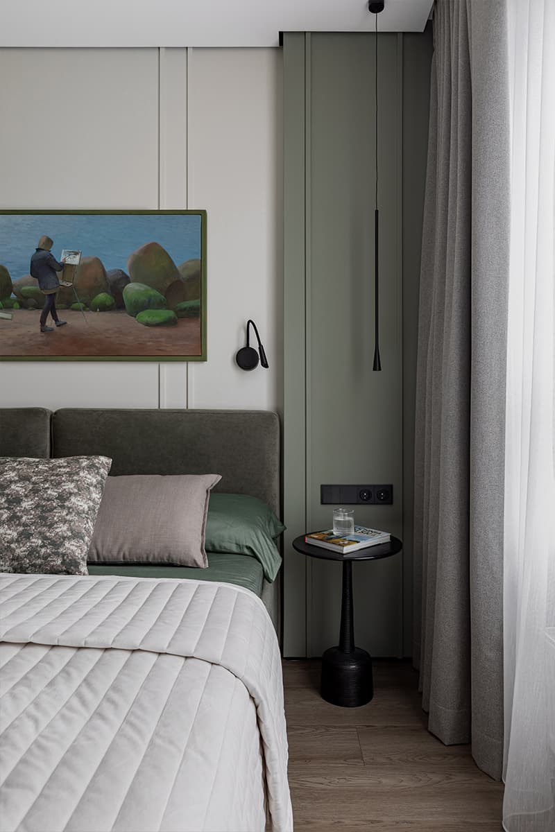 Терракотовые детали и раздвижные перегородки в интерьере квартиры — проект Юлии Лезиной