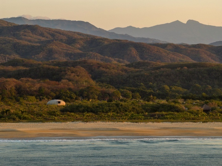 OMA построила инкубатор для выращивания грибов в Мексике