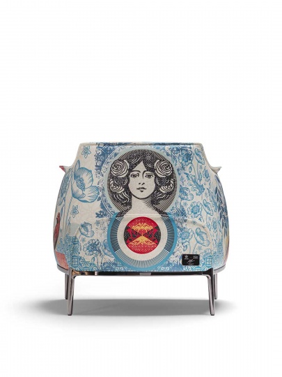 Художник Шепард Фейри переосмыслил кресло Archibald для ​Poltrona Frau