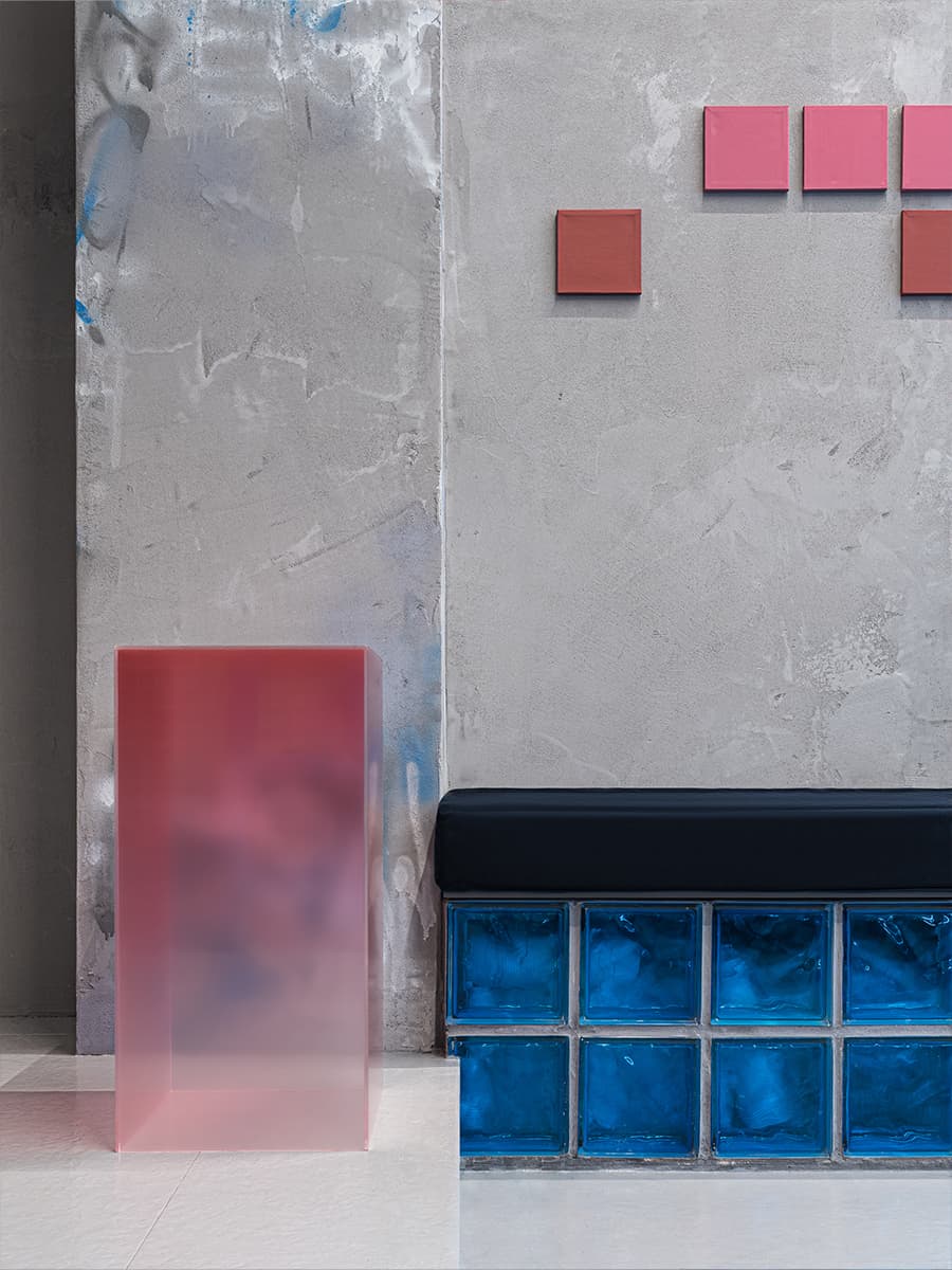 Красочный интерьер кофейни в Белграде — проект Ольги Богаткиной