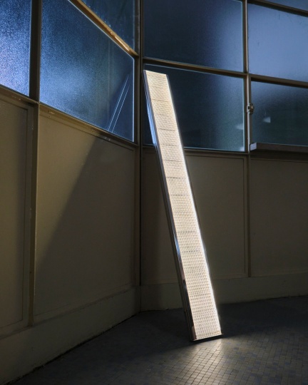 Студия 6:AM откроет выставку стекла в бассейне Piscina Romano