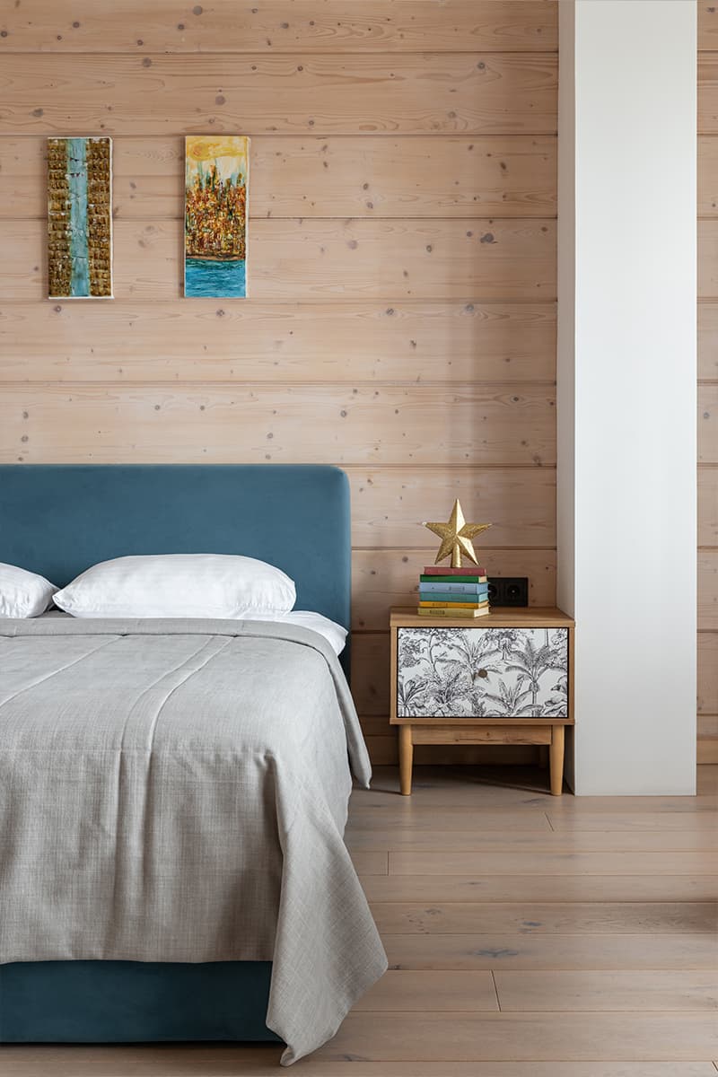 Теплота клееного бруса в интерьере загородного дома — проект Екатерины Беляковой