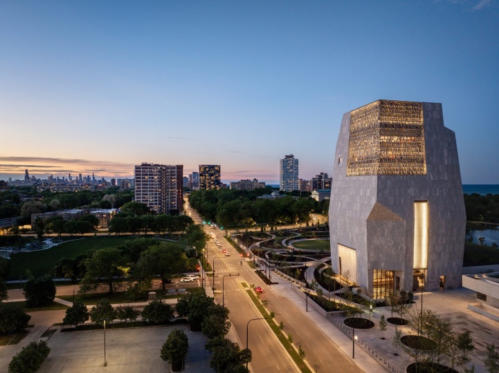 В Чикаго завершили строительство Президентского центра Барака Обамы