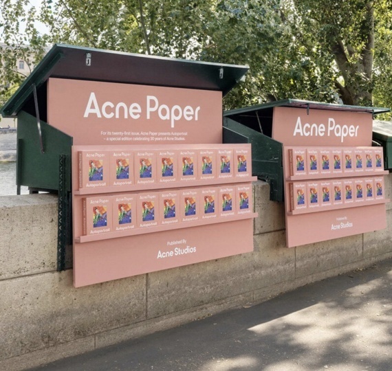 Бренд Acne Studios открыл поп-ап читальню в Токио