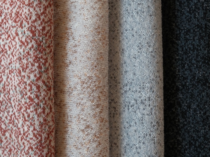 Новая версия колонки Bang & Olufsen с текстилем по дизайну Kvadrat и Front