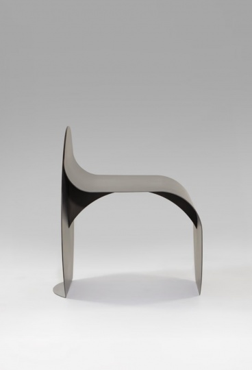 Christie’s и Basic.Space покажут 50 дизайнерских стульев