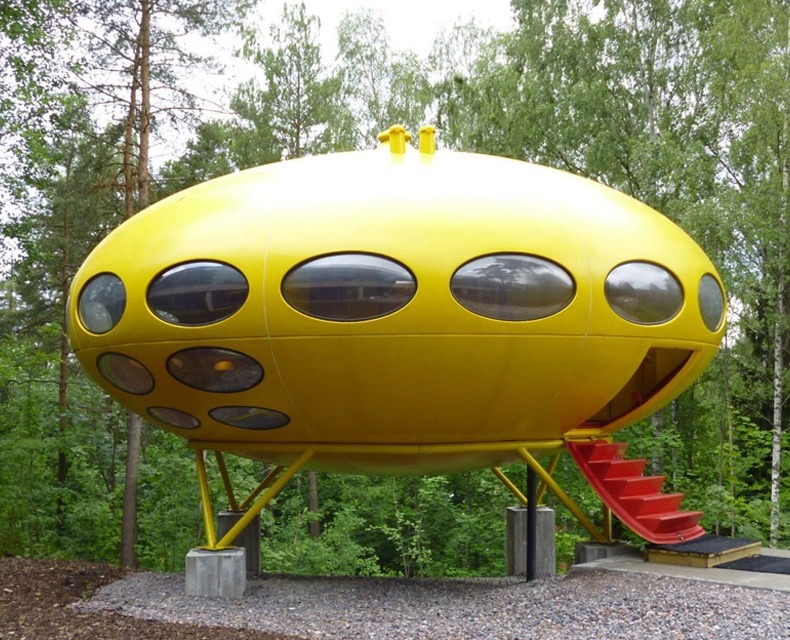 Матти Сууронен, Futuro House (1968). Хиеккахарью, Вантаа, Финляндия