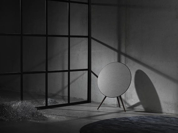 Нестандартные формы музыкальных колонок от Bang & Olufsen