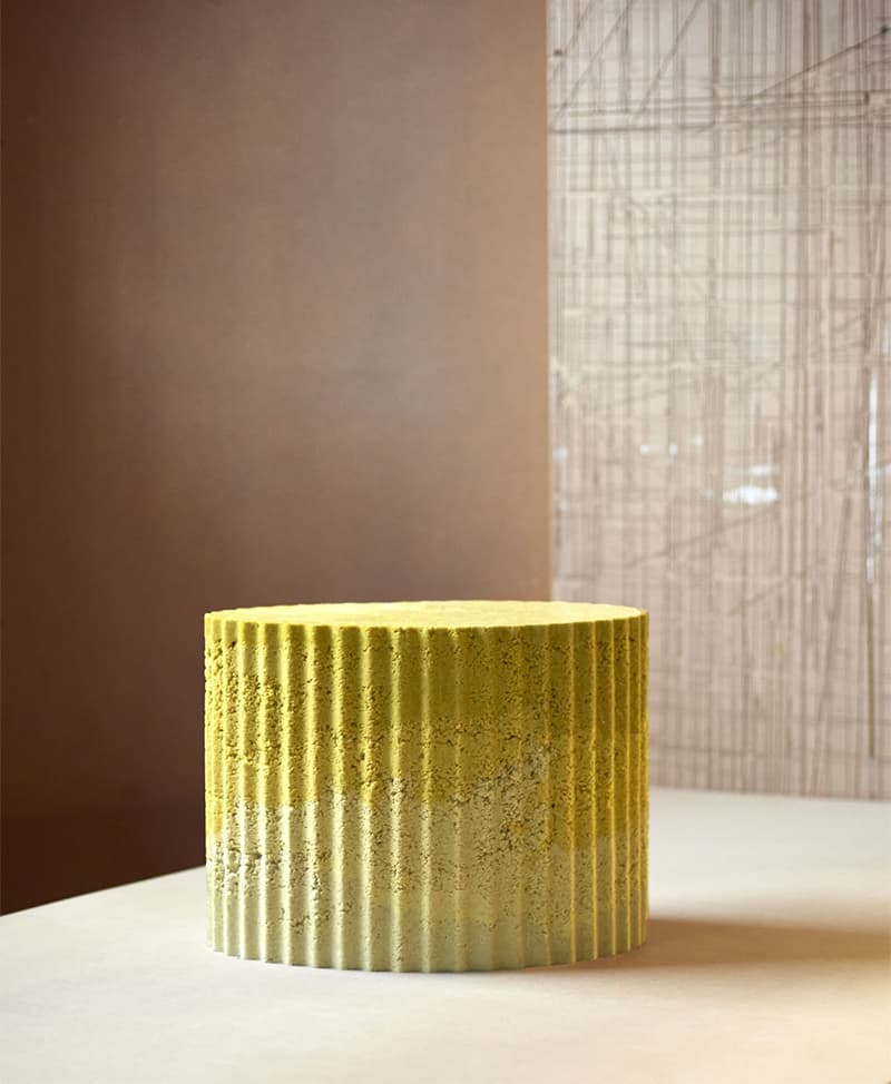 Charlotte Kidger, Corrugated Side Table. Предоставлено пресс-службой ярмарки Collectible