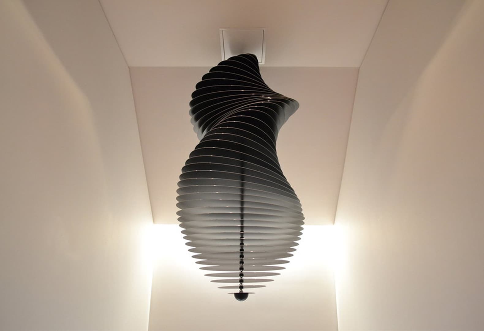 Иван Блэк. Black Ellipse