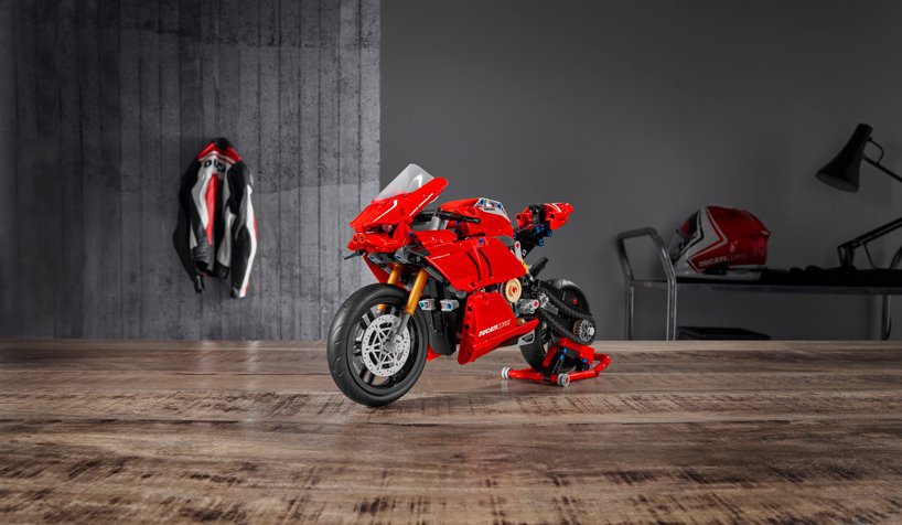 LEGO сотрудничает с Ducati для создания своей первой модели супербайка