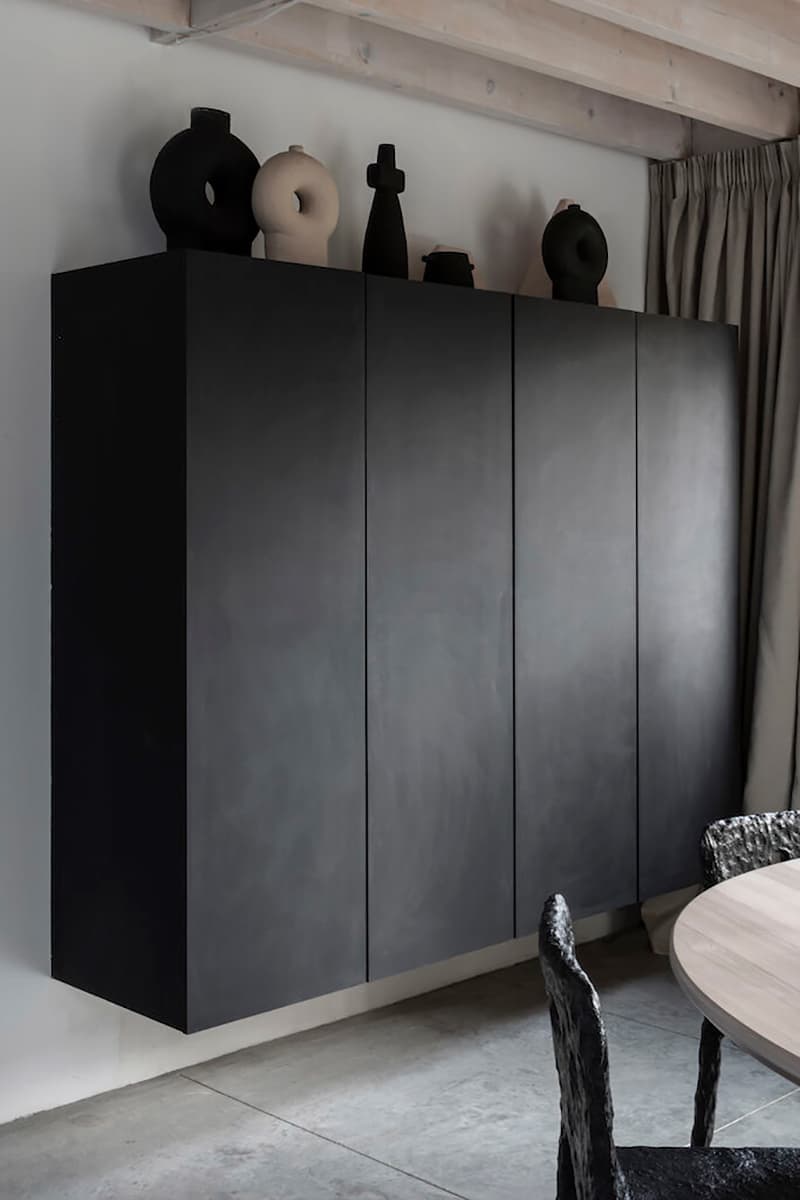 Интерьер жилой галереи FAINA House в Брюсселе — проект Yakusha Design