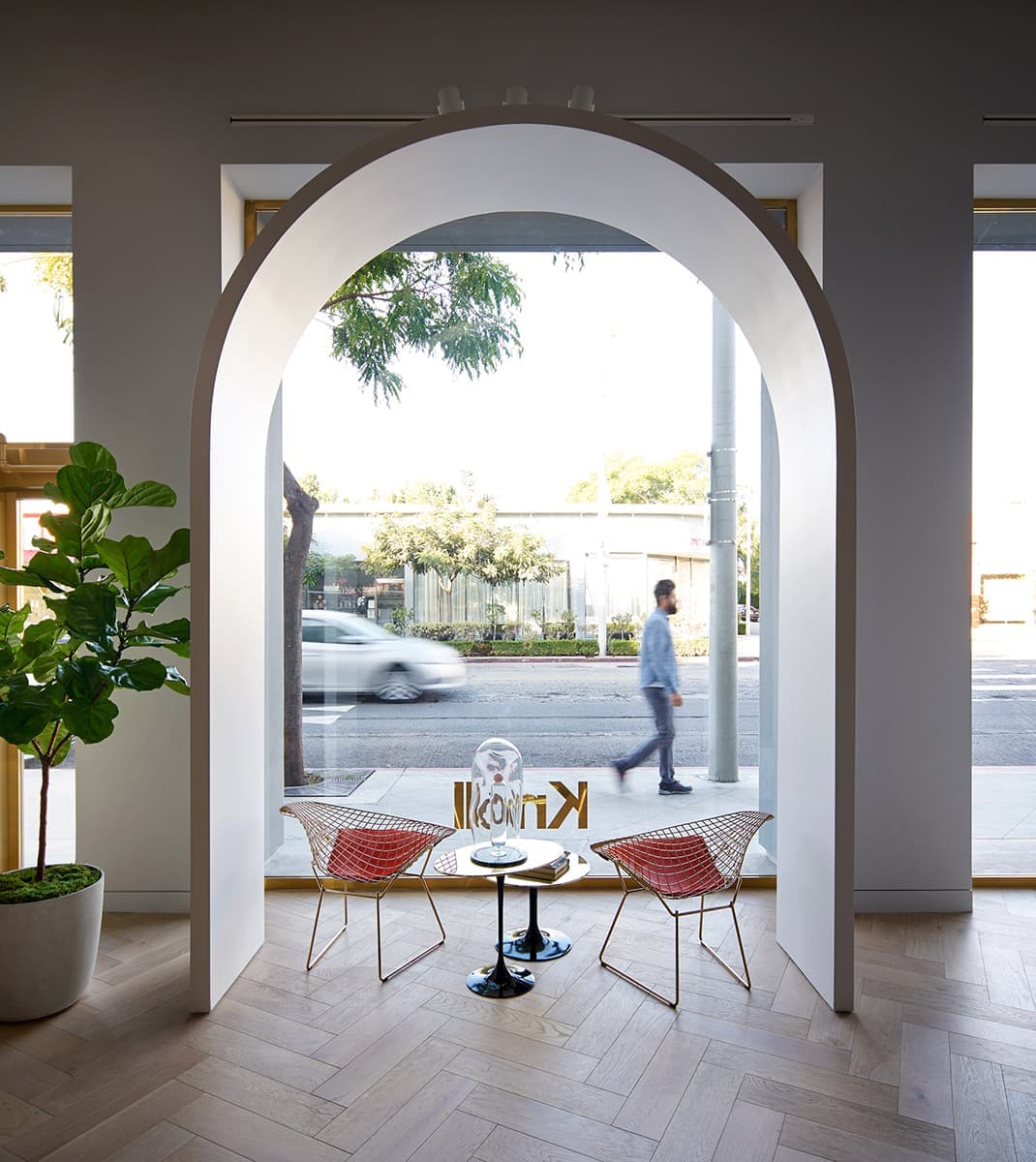 Knoll в Лос-Анджелесе / Мавританская резиденция, дизайн: Johnston Marklee